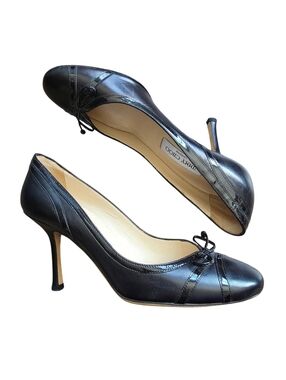Jimmy Choo Black Leather Round Toe High Heel Bow Detail